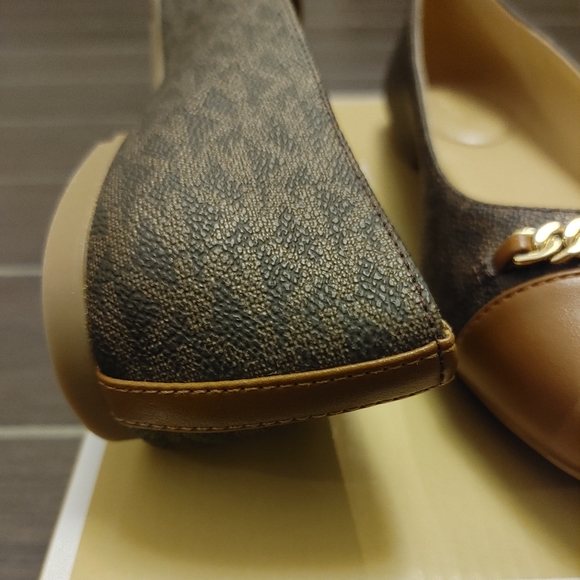 New Michael Kors Brown ballet flats MK mini Logo - Picture 5 of 9